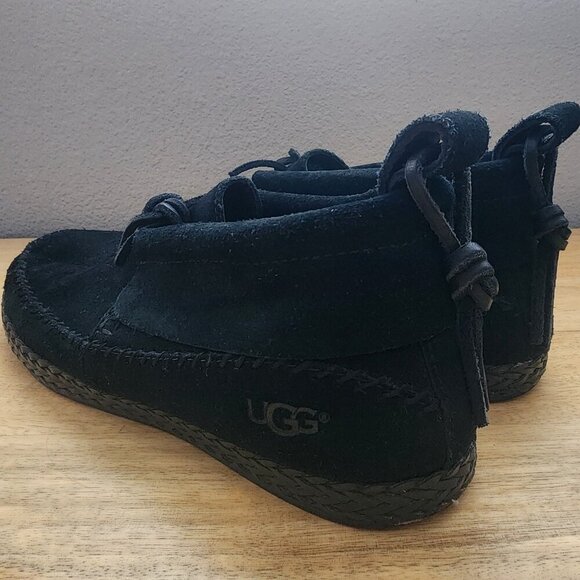 UGG Woodlyn Black Suede Sherpa Lace Up Ankle Moccasin Booties Womens Sz 8 - Picture 5 of 11